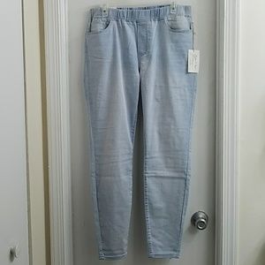 Grace & Lace Pull On Jeggings